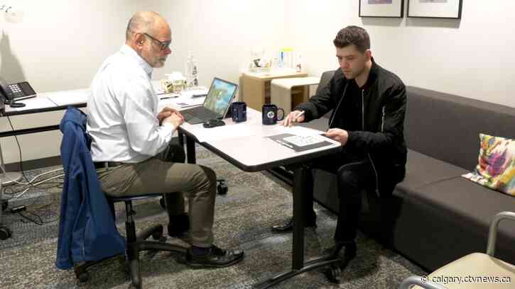 Calgary agencies helping low-income and new Canadians file taxes