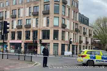 St James’s Road Bermondsey: No arrests after boy stabbed
