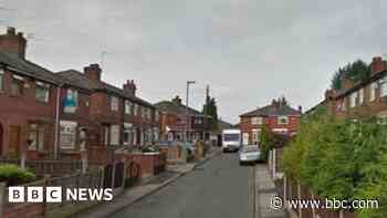 Man dies in house fire as woman and child escape