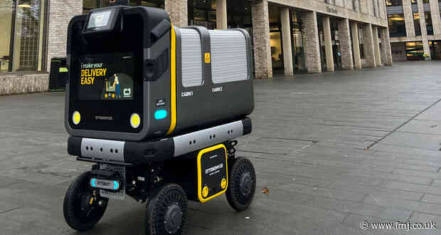 Elior introduces robots to deliver food to students’ rooms