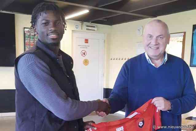 Ryan Bantu probeert carrière nieuw leven in te blazen tijdens laatste weken van Winkel Sport: “Danny Boffin gaf me veel nuttige tips”