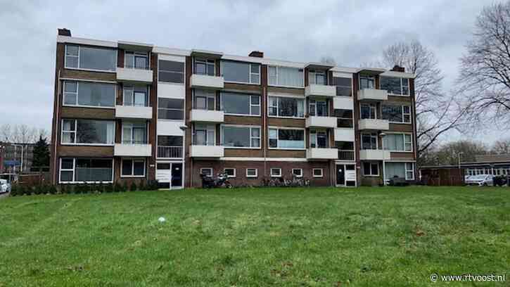 Flatbewoners mogen 'onveilige' balkons weer gebruiken, maar gemeente Zwolle vindt dat niet verstandig