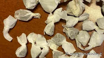 Un "bacetto piccolo" o un po' di "vino": i messaggi i codice per comprare la droga a Montesacro