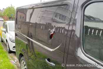 Dieven breken op opvallende manier bestelwagen van Nick (33) open: “Voor 4.000 euro werkmateriaal weg”