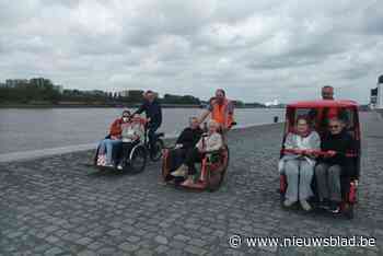 Bewoners woon-zorgcentrum ’t Zand rijden met riksja’s onder Schelde: “Amai, dat is hier nogal veranderd”