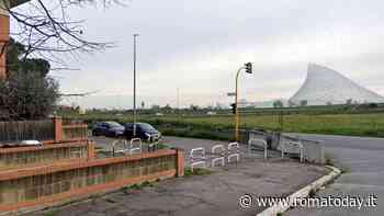 All'ombra della "Vela" la viabilità resta critica. Chiesto l’intervento del Comune: "Togliete i new jersey"