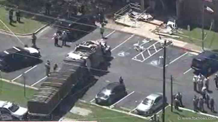 Large truck crashes into Texas DPS office, injuries reported