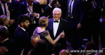 Bundespresseball 2024: Lauterbach im geliehenen Smoking, Kubicki-Kritik an AfD-Ausladung