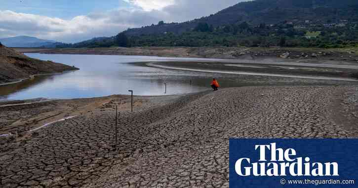 Colombians told to shower with a partner as drought hits capital water supplies