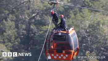 Dozens stranded after fatal Turkey cable car crash