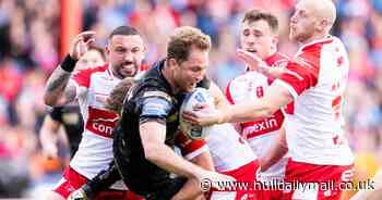 Hull KR v Leigh Leopards live updates: Leigh hit back as third Robins try ruled out