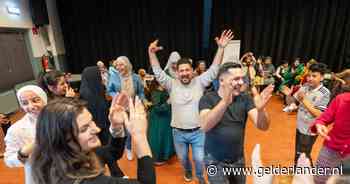 Suikerfeest zorgt voor verbroedering: ‘Morele verplichting om respect te hebben voor elkaar’