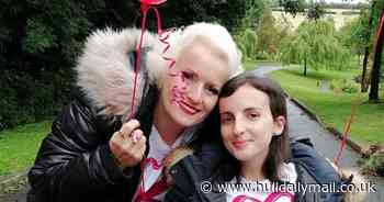 Hull mum who lost her daughter, 28, to bowel cancer aims to raise awareness
