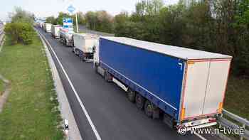 Gefahr durch wildes Parken: Deutschland fehlen Zehntausende LKW-Parkplätze
