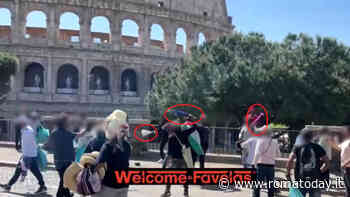 Rissa a colpi di bastone al Colosseo, quattro feriti