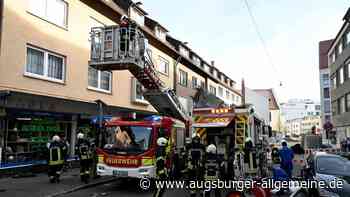 Beim Kellerbrand in Ulm kämpft die Feuerwehr auch mit weißer Farbe