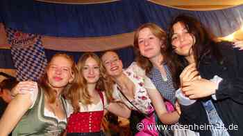 Beste Stimmung auf dem Panger Volksfest am Samstagabend