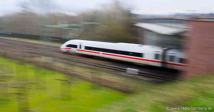 ICE in Thüringen liegengeblieben: 450 Menschen betroffen