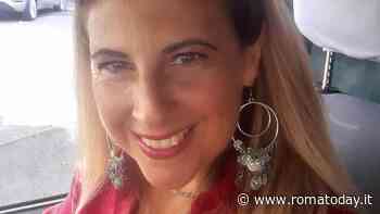 Si sente male ad un pranzo di lavoro. In sei minuti arriva al pronto soccorso: "Salvo grazie alla tassista eroe"