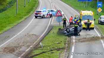 112 Nieuws: Motor en bestelbus botsen bij Steenwijkerwold, auto over de kop op N35 bij Enschede