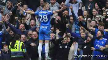 Birmingham beat Coventry to maintain survival hopes