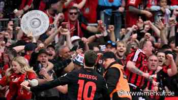 Schon vor dem Abpfiff: Leverkusen-Fans stürmen auf den Platz