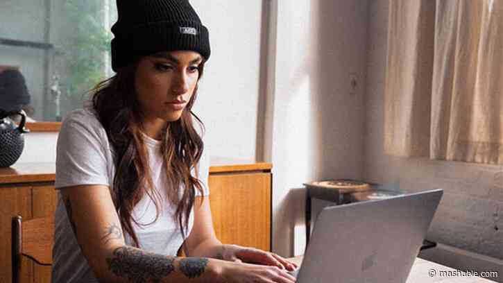 Save an extra 20% on a lifetime subscription to iBrave cloud web hosting