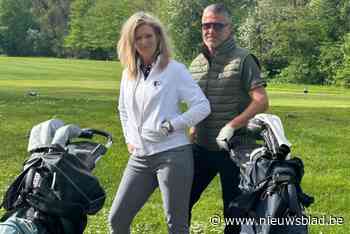 Michèle (50) begint eigen betaalbaar golfmerk: “De kledij is vaak heel duur en dat kan anders”
