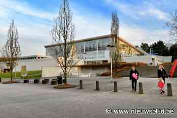 Inbrekers in stedelijk sportcentrum laten voetsporen achter dankzij plofkoffer