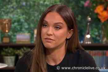Vicky Pattison gets 'blunt' response from Easyjet after flight nightmare