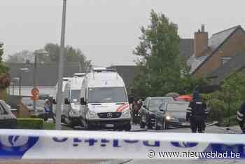 Jan B. toont speurders hoe hij zijn vrouw doodde tijdens reconstructie