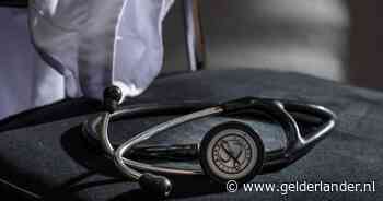 Nederland komt zelf al artsen tekort, maar dreigt nu ook personeel aan Duitsland kwijt te raken