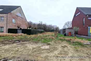 Aangepaste aanvraag voor de bouw van veertien woningen in de Kinderstraat