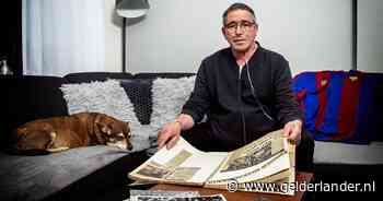 Clubicoon Frans Janssen reikt KNVB-beker uit bij winst NEC