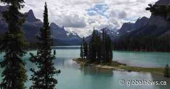 Fire crews responding to wildfire northeast of Jasper