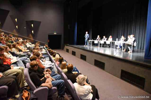 Politiek debat voor leerlingen derde graad Sivibu