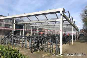 Gemeente haalt achtergelaten fietsen weg