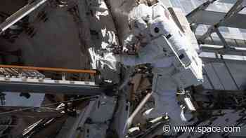 NASA astronaut Loral O'Hara missed the total solar eclipse, but saw Earth 'moving' below her during spacewalk (photos)