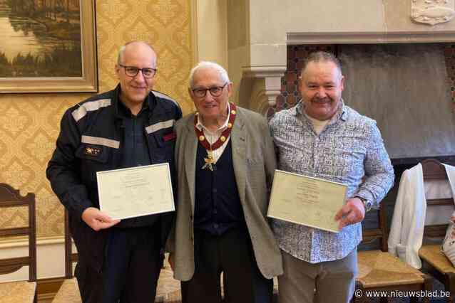 Laureaten en Eredekens van de Arbeid in de bloemetjes gezet