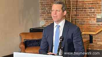 Andrew Warren, suspended by governor, to run for Hillsborough state attorney