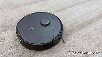 This robot vacuum is a steal at $450 thanks to an Amazon discount