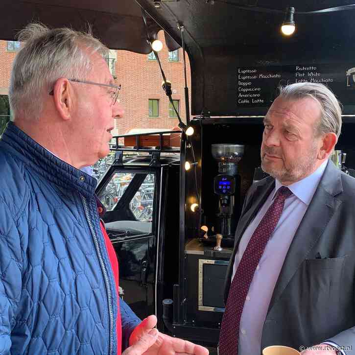 Boze burgers uiten klachten en zorgen aan de keukentafel van de Nationale Ombudsman in Zwolle