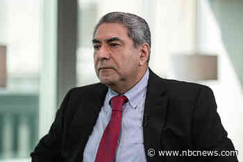 Whistleblower says Boeing should stop production of 787 Dreamliner due to safety issue