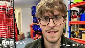 Snowbound teen thought sleep 'a less painful death'