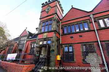 BBC antiques star at The Barlow, Edgworth to give valuations