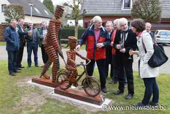 Hoogboomse wijk brengt weer tientallen beelden naar voortuinen met “Hier… Vogelplezier”