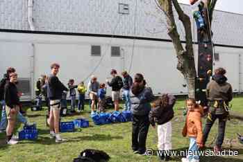 450 ukken spelen in en rond de sporthal. “Buiten is zoveel leuker”