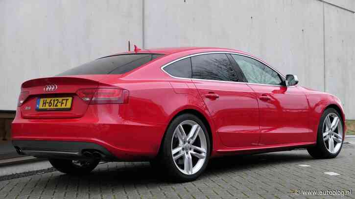 Man, wat wordt deze rode Audi S5 toch mooi oud (en goedkoop)