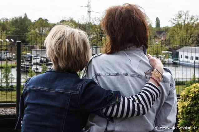 Ann (54) en Katrin (56) getuigen over partnergeweld door dezelfde ex-vriend: “Psychologen en rechters gaan te gemakkelijk mee in zijn verhaal”