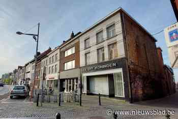 Nieuw project op hoek Markt met Collegestraat, maar karakteristieke gevel blijft behouden